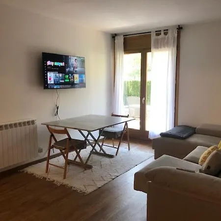 Un Lindo Piso Acogedor Desconectar En Apartament Sort