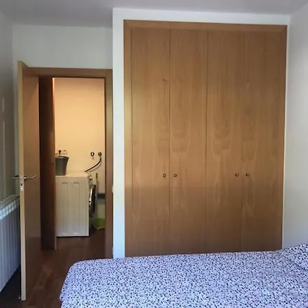 Un Lindo Piso Acogedor Desconectar En Sort